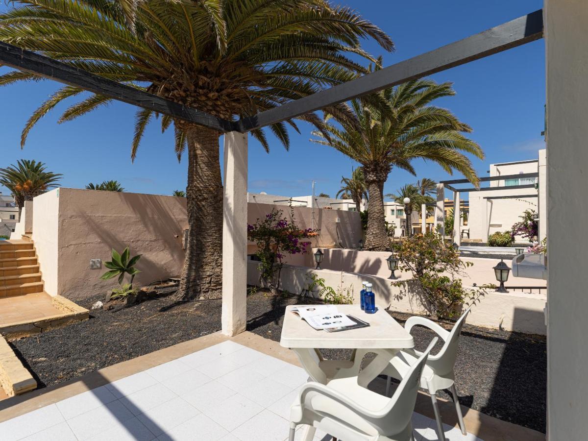 Apartamento 13 con terraza y piscina en Corralejo Exterior foto