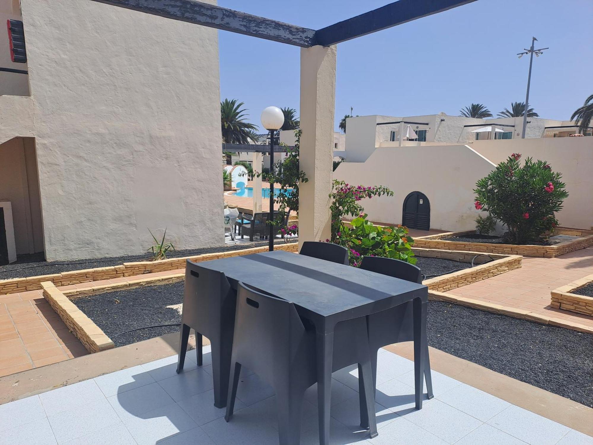 Apartamento 13 con terraza y piscina en Corralejo Exterior foto